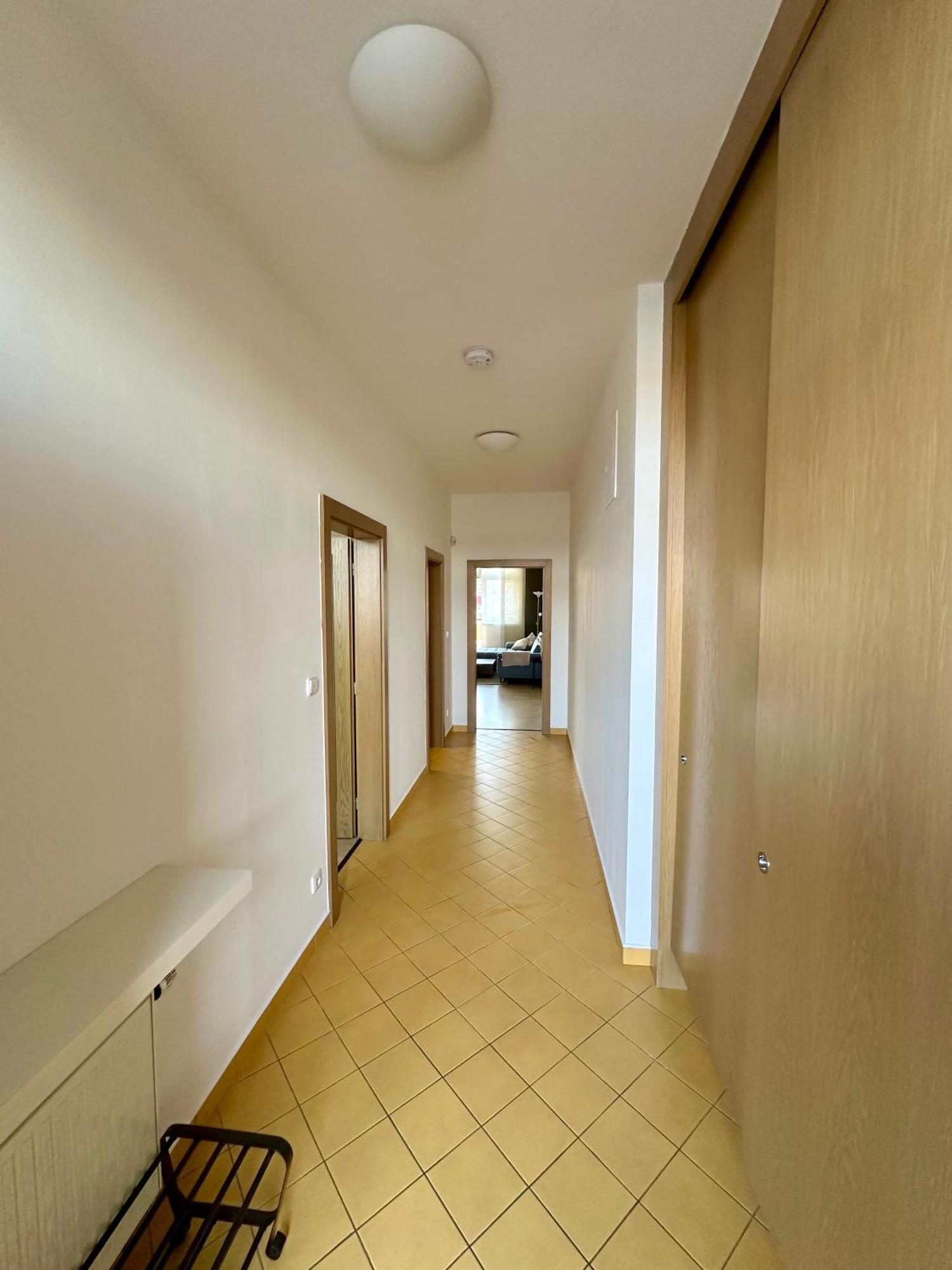 Apartment Ceskomoravska - O2 Arena Prag Exterior foto